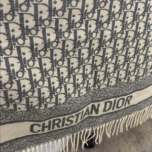 Christian Dior scarf/shawl GWP